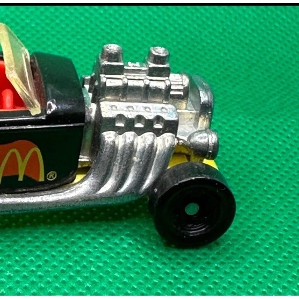 Hot Wheels McDonald's 1993 '32 Ford Roadster Hot Rod Car Black with Flames Vtg
